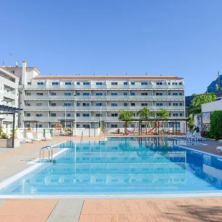 With 2 Bedrooms In Bajamar, With Wonderful Mountain View, Pool Acce... * Bajamar (La Laguna)