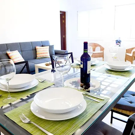 With 2 Bedrooms In Bajamar, With Wonderful Mountain View, Pool Acce... Bajamar (La Laguna)